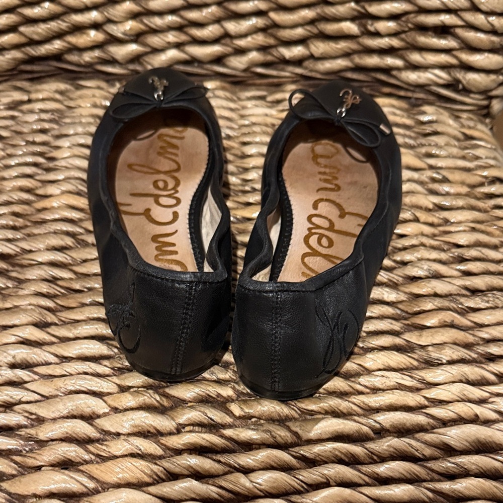 Sam Edelman Black Leather Flats with Bow - Picture 3 of 6